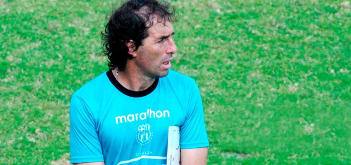 Guillermo Almada, DT de Barcelona