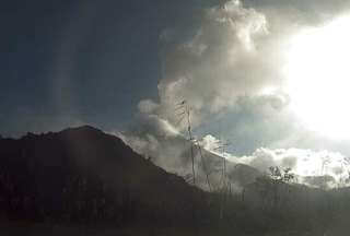Registran actividad alta en el volcán Sangay