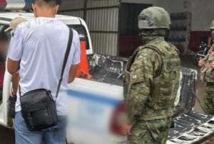 Militares detuvieron a alias “Cuervo” y decomisaron motocicletas presuntamente usadas para actividades ilícitas.