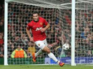 Van Persie se perder&aacute; la eliminatoria ante el Bayern por lesi&oacute;n de rodilla