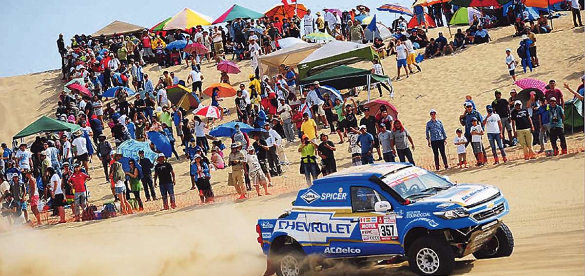 En total 337 unidades tomar&aacute;n la salida este lunes en Lima, entre ellas hay 138 motos, 96 coches, 41 camiones, 33 UTV y 29 quads (cuadrones).