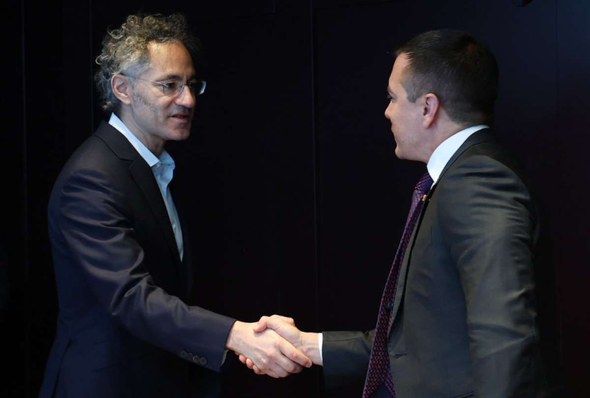 Ecuador busca modernizar el Estado con tecnolog&iacute;a avanzada tras reuni&oacute;n de Noboa con Palantir