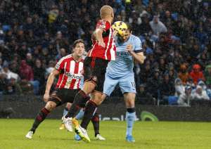 Frank Lampard (d.) ha sido un aporte importante para el Manchester City en la primera parte de la temporada. Foto: AFP