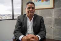 Jpsé Arévalo Santana es abogado por la Universidad de Guayaquil.