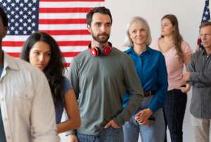 Para aplicar a esta u otras vacantes futuras en la Embajada, el proceso es completamente digital.