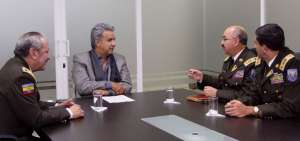 Len&iacute;n Moreno se reuni&oacute; con la c&uacute;pula de la Polic&iacute;a Nacional