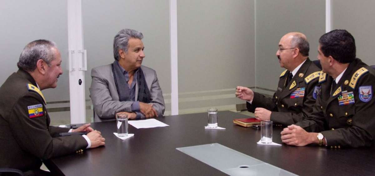 Len&iacute;n Moreno se reuni&oacute; con la c&uacute;pula de la Polic&iacute;a Nacional