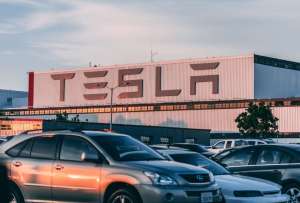 Elon Musk busca personal de cualquier parte del mundo para trabajar en Tesla