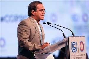 "Somos soberanos y hace 200 a&ntilde;os ya no somos colonia de nadie", sostuvo el Jefe de la diplomacia ecuatoriana.  