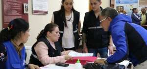 A falta de unas horas para el cierre del plazo para la inscripci&oacute;n de candidaturas, el CNE ten&iacute;a registrados a 34.765 candidatos.