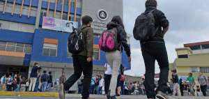 Estudiantes a una carrera de educaci&oacute;n superior ya pueden postularse