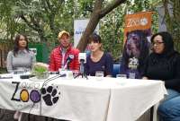 Durante la rueda de prensa en el zoológico.