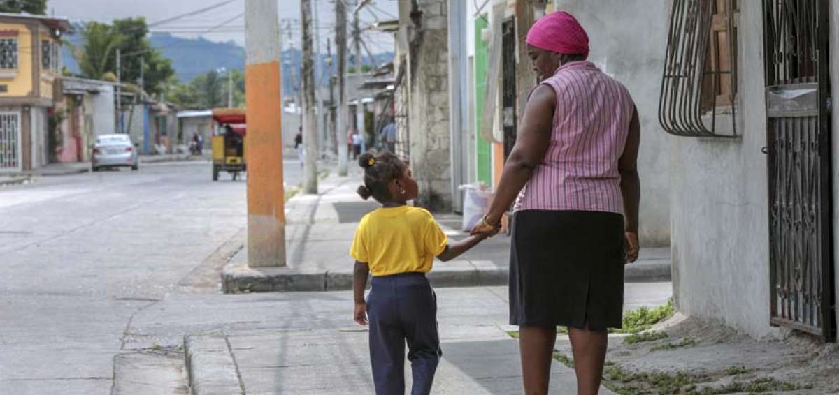 El Plan Toda una Vida, proyecto emblem&aacute;tico del Gobierno, tiene como uno de sus objetivos disminuir la agresi&oacute;n contra los menores y las mujeres.