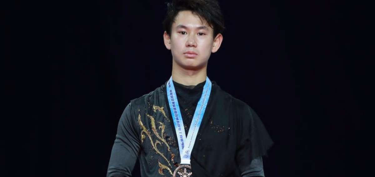 Denis Ten obtuvo medalla de bronce en los Juegos Ol&iacute;mpicos de Invierno de Sochi 2014 y doble medalla mundial.