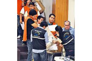 Se dio un nuevo plazo para culminar el conteo de votos en varias provincias.