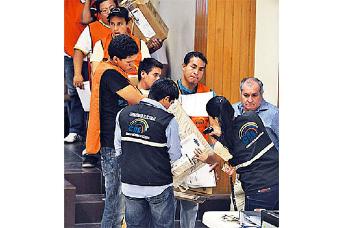 Se dio un nuevo plazo para culminar el conteo de votos en varias provincias.