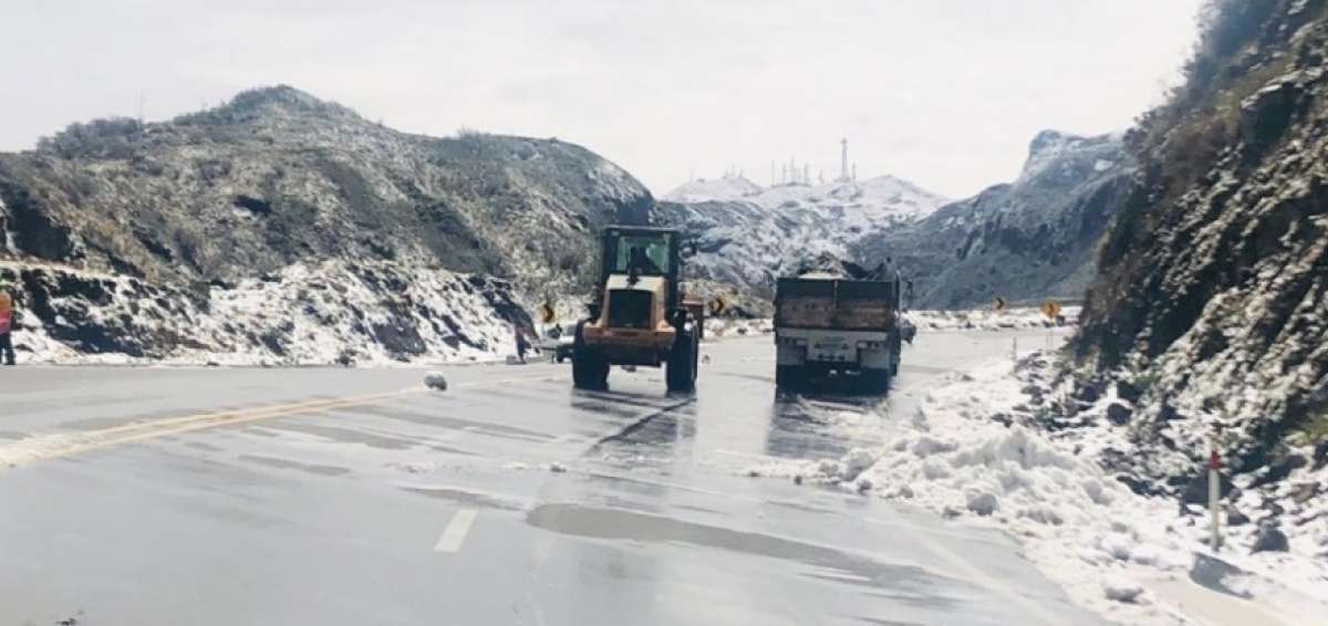 La nieve duplica el tiempo de viaje entre Quito y Tena