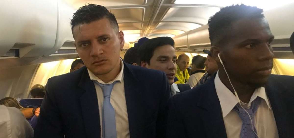 Delf&iacute;n volvi&oacute; a Manta luego de un susto con el avi&oacute;n