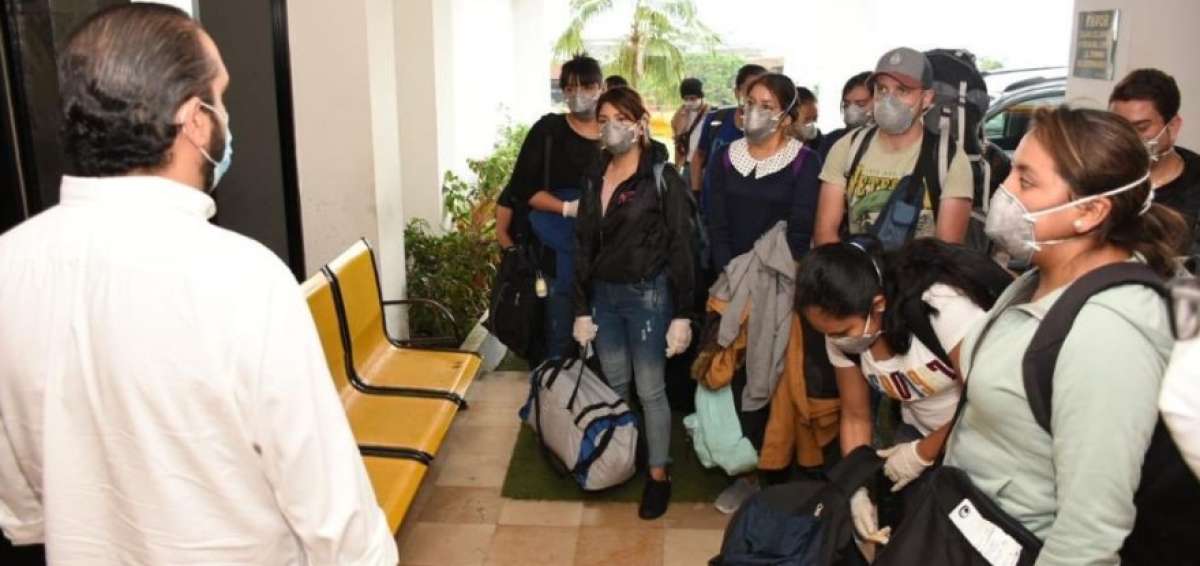 La concentraci&oacute;n de Barcelona aloja a m&eacute;dicos que luchan contra el coronavirus