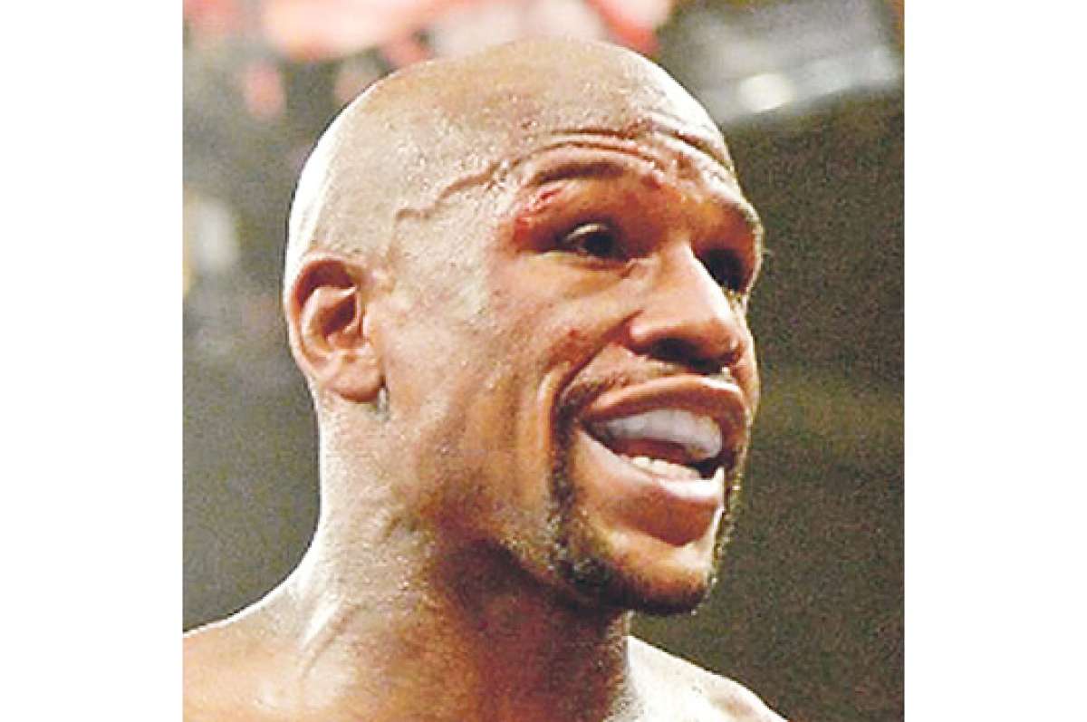 Decretan a Floyd campe&oacute;n em&eacute;rito