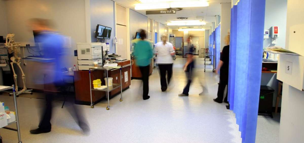El programa nacional incluye la creaci&oacute;n de centros con m&eacute;dicos de cabecera, asistentes sociales y enfermeras. 