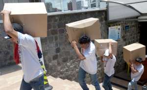 El Frente de Defensa de la Amazon&iacute;a debe entregar 583.324 firmas hasta el 9 de abril. Foto: Santiago Aguirre.