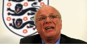 La Federaci&oacute;n Inglesa solicita por escrito respuestas a FIFA