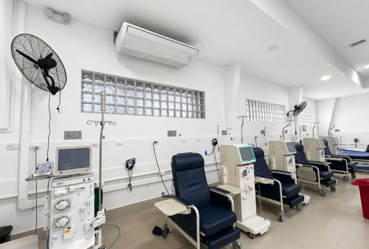 IESS instala equipos de aire acondicionado en el &aacute;rea de di&aacute;lisis del Teodoro Maldonado Carbo