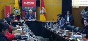La sesi&oacute;n se instal&oacute; a las 9:00 estuvieron presentes nueve concejales de 15.