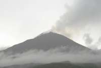 La alerta del volcán continúa en naranja.