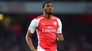 Arsenal deja libre al mediocampista franc&eacute;s Abou Diaby