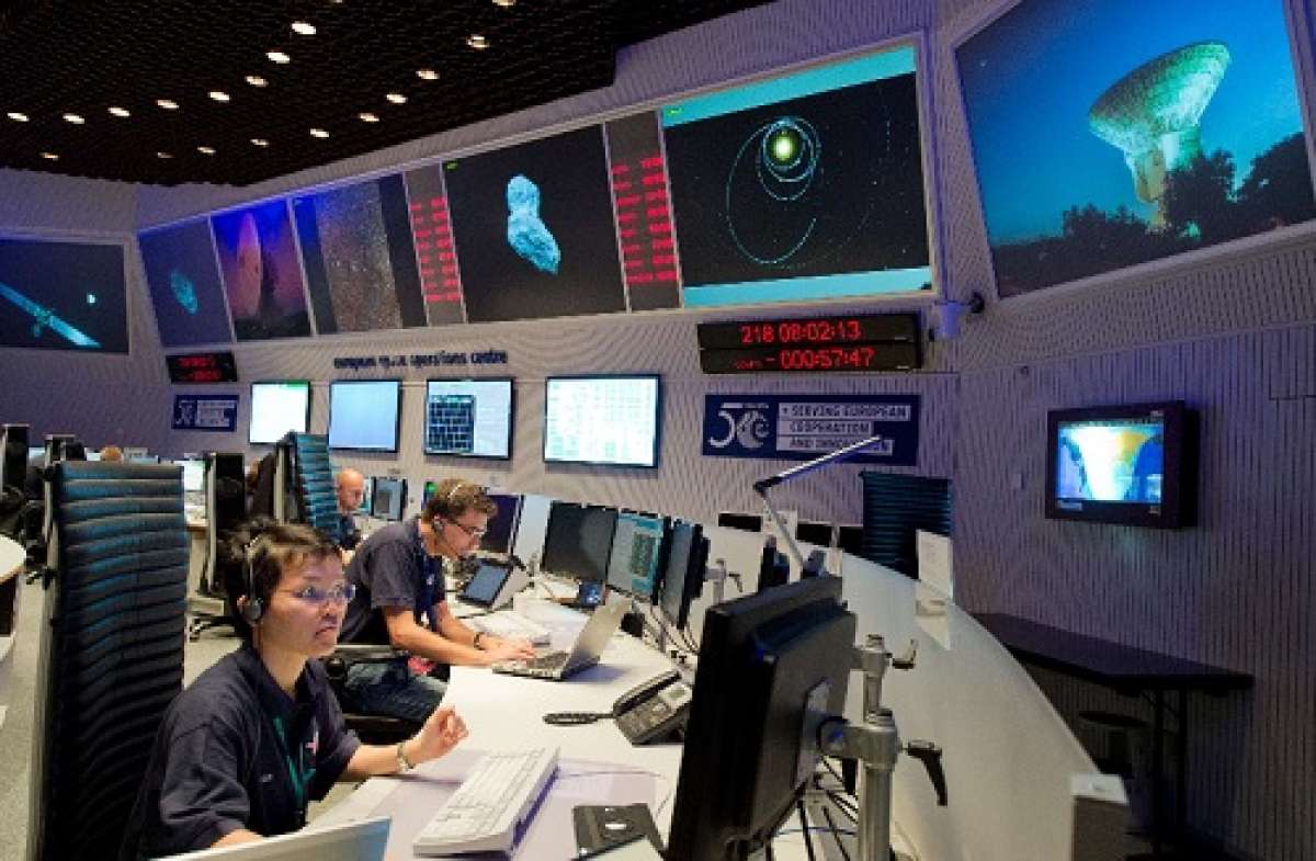 El encuentro de la sonda y el cometa en la inmensidad del espacio se produjo tras una odisea de m&aacute;s de una d&eacute;cada. Foto: AFP
