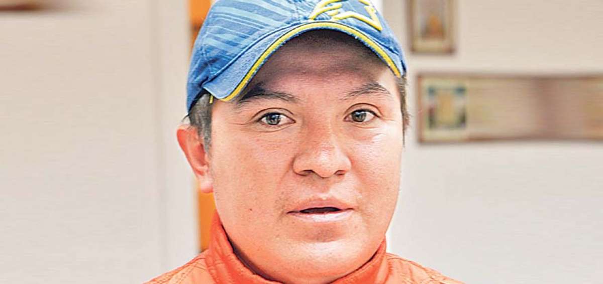 Los Topos dieron charla en Ambato