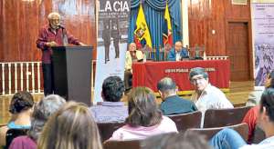 En &lsquo;El memorial de la rebeld&iacute;a popular&rsquo;, realizado ayer en uno de los salones de la Casona Universitaria, intervino el historiador Jaime Galarza. Foto: Jos&eacute; Mor&aacute;n / El Tel&eacute;grafo