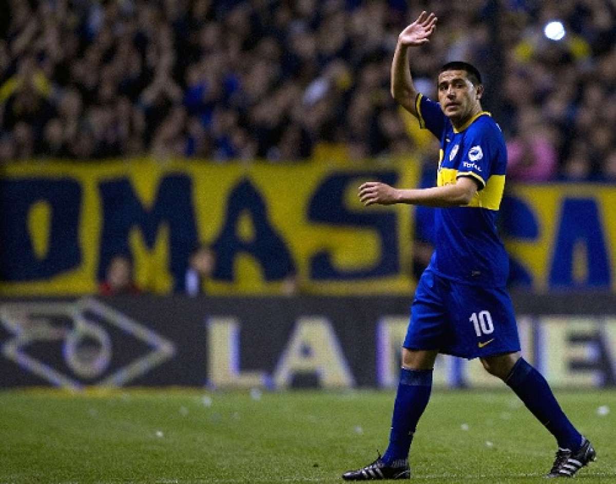 Riquelme le puso punto final a una carrera de 16 a&ntilde;os. Foto: Archivo /AFP
