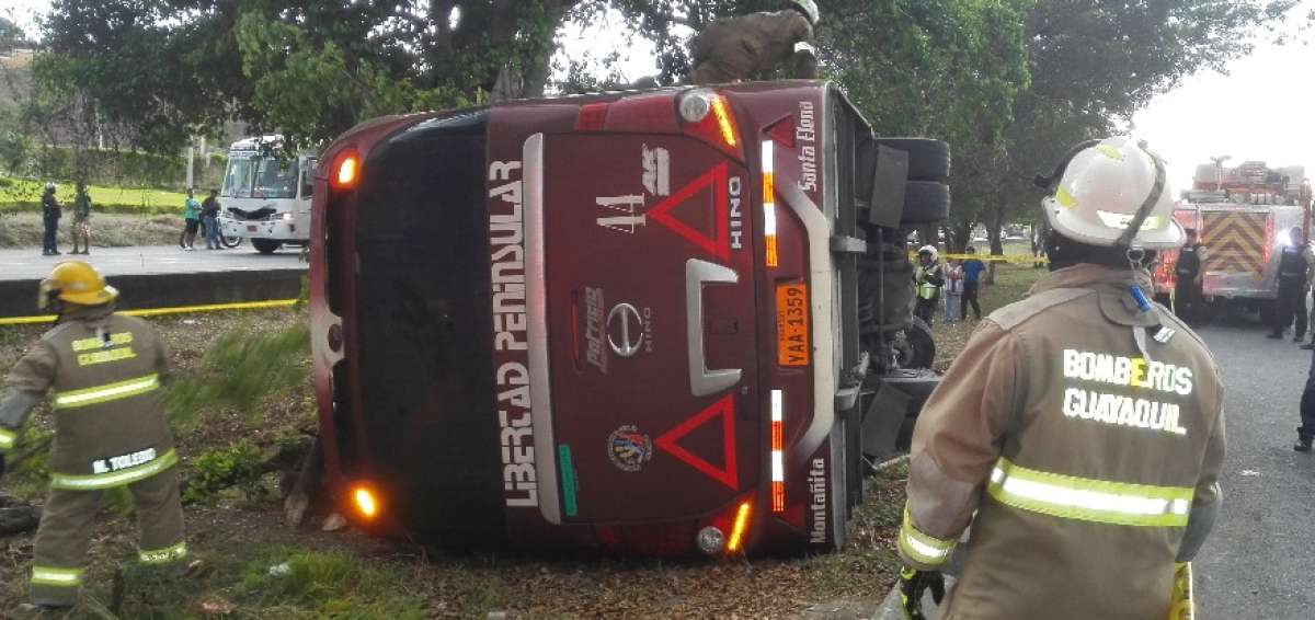 El bus de la CLP se dirig&iacute;a hacia la provincia de Santa Elena. 
