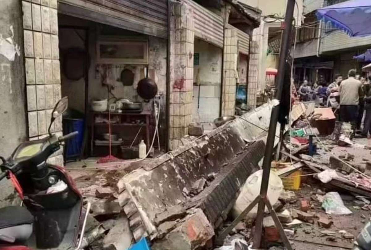 Un terremoto de 6,8 grados afectó a varias provincias en el suoeste de China.