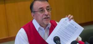 Ayala dijo que el pago por facturas se realiz&oacute; por disposici&oacute;n del Consejo de Educaci&oacute;n Superior (CES) y que cada a&ntilde;o realiza la declaraci&oacute;n de sus bienes.