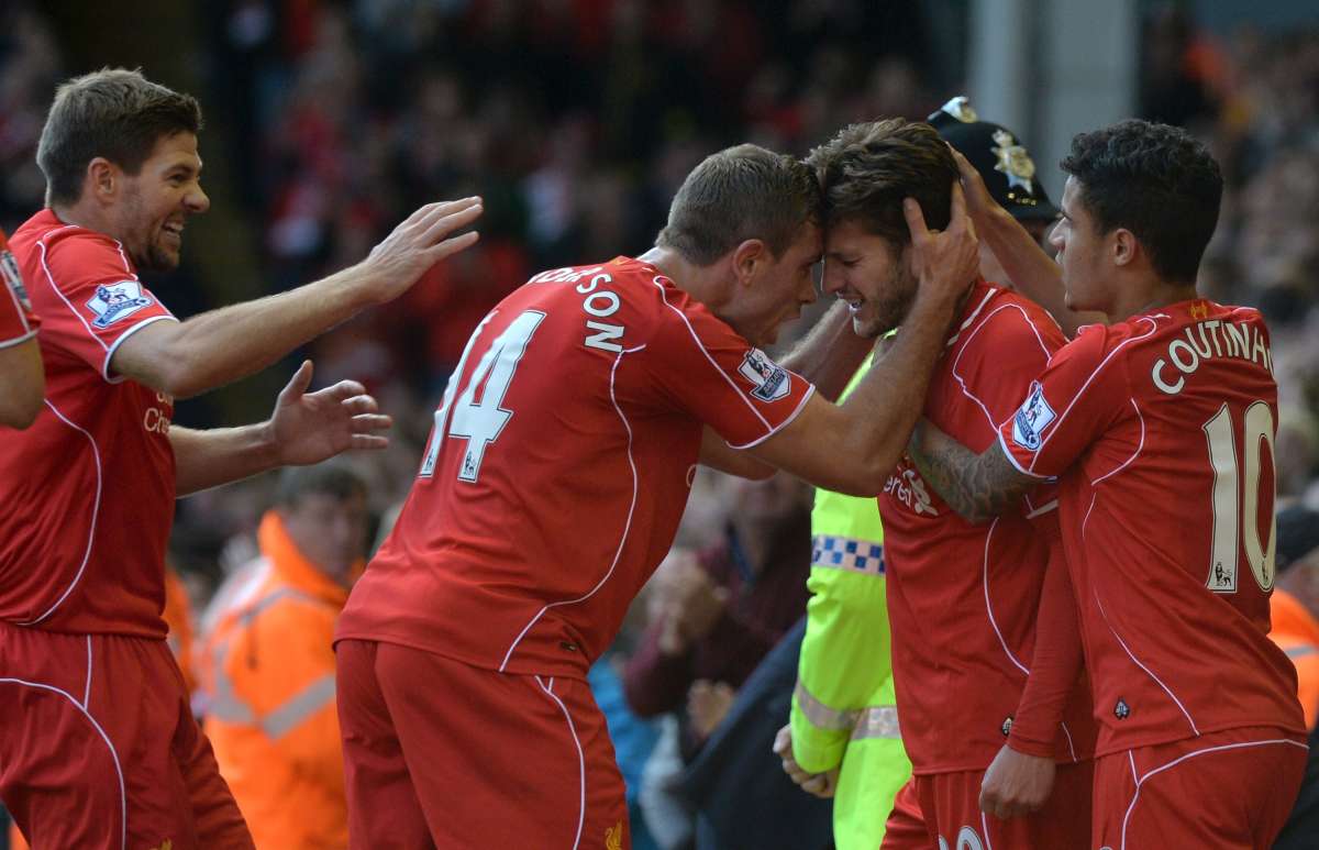 El Liverpool se mantiene a 6 puntos del l&iacute;der de la Premier, Chelsea. Foto: AFP