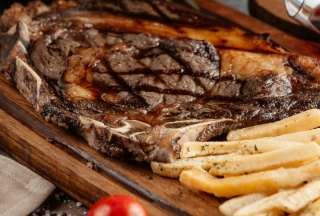 Un cliente se quejó de un restaurante de parrillas en Buenos Aires por no tener un menú vegano.