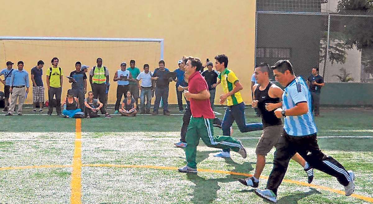 De las 240 horas que comprenden los 4 m&oacute;dulos para entrenadores, los asistentes deber&aacute;n realizar 120 horas de pr&aacute;cticas. El curso finalizar&iacute;a en agosto. Foto: Cortes&iacute;a