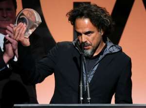 El director mexicano Alejandro Gonz&aacute;lez I&ntilde;&aacute;rritu recogi&oacute; el premio. Foto: AFP