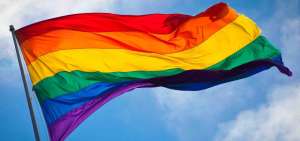 Guillermo Lasso 'aplaza' sus compromisos con organizaciones LGBTI