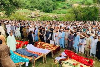 Las lluvias y un accidente fueron la causa de la muerte de 175 personas en menos de 24 horas en Pakistán. 
