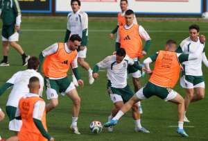 Italia busca su boleto al Mundial