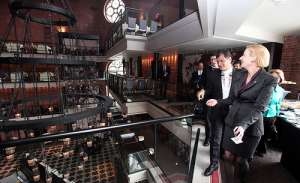 El presidente de la Rep&uacute;blica, Rafael Correa, realiz&oacute; un recorrido por las instalaciones del Hotel The Liberty. Foto: Presidencia 