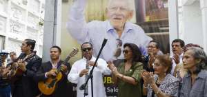 El flautista Jorge Layana y las cantantes Carolina V&aacute;squez y Fresia Saavedra intervinieron en el recital. 