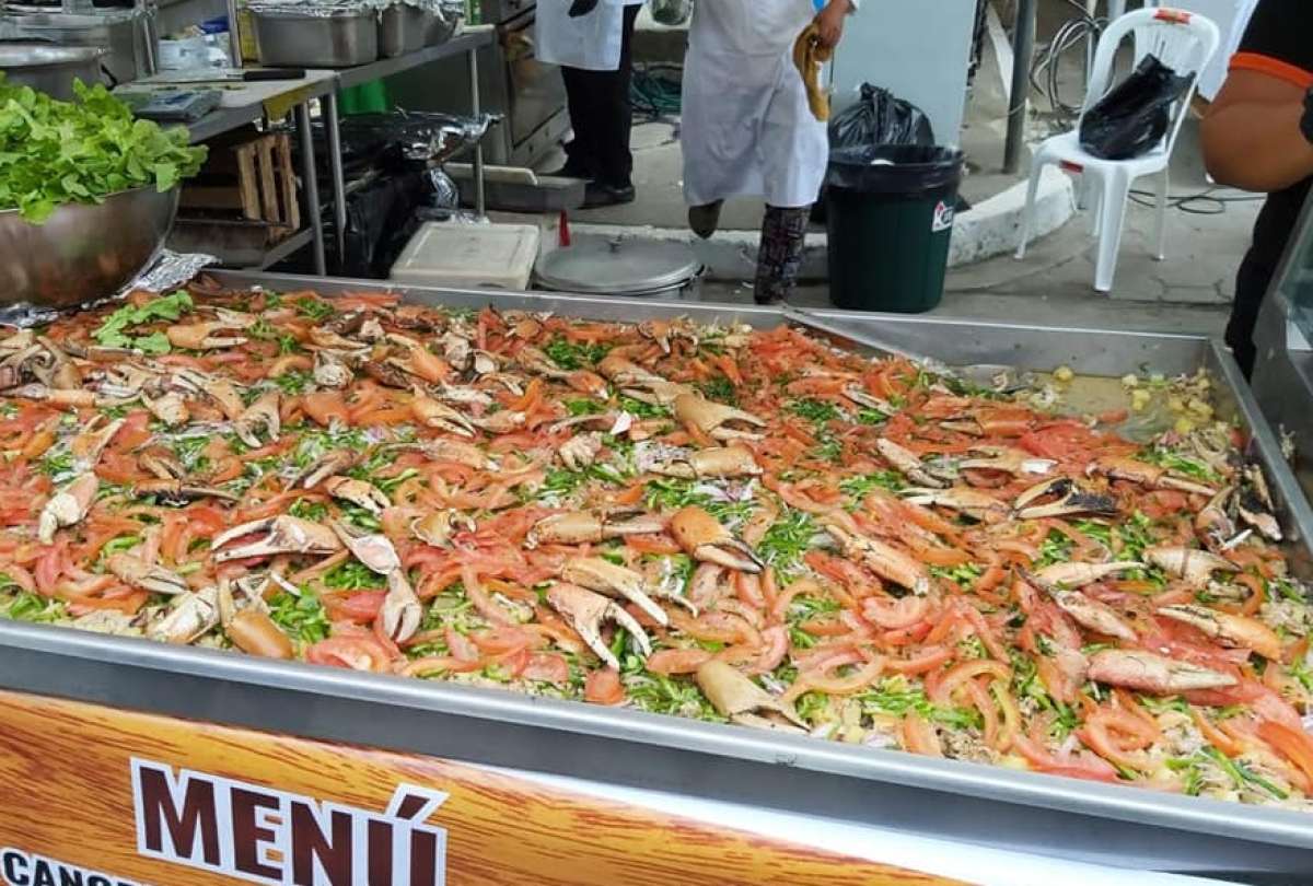 Naranjal busca récord Guinness con una tonelada de ensalada de cangrejo