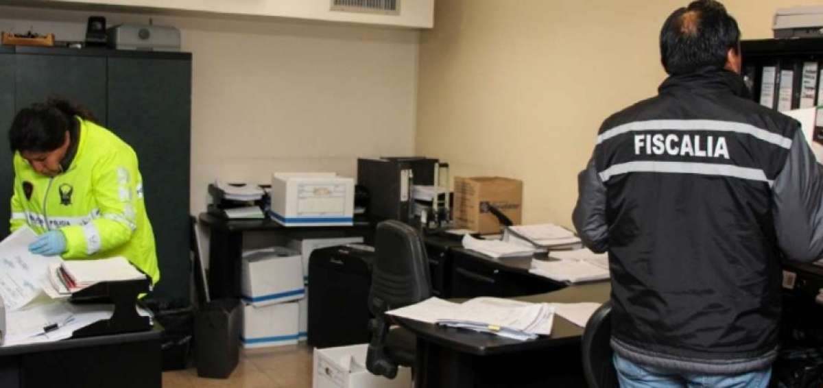 La Fiscal&iacute;a realiz&oacute; allanamientos a oficinas dentro de la investigaci&oacute;n de aportes al oficialista movimiento Alianza PAIS