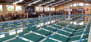 Dos de cuatro nadadores muestran signos de recuperaci&oacute;n